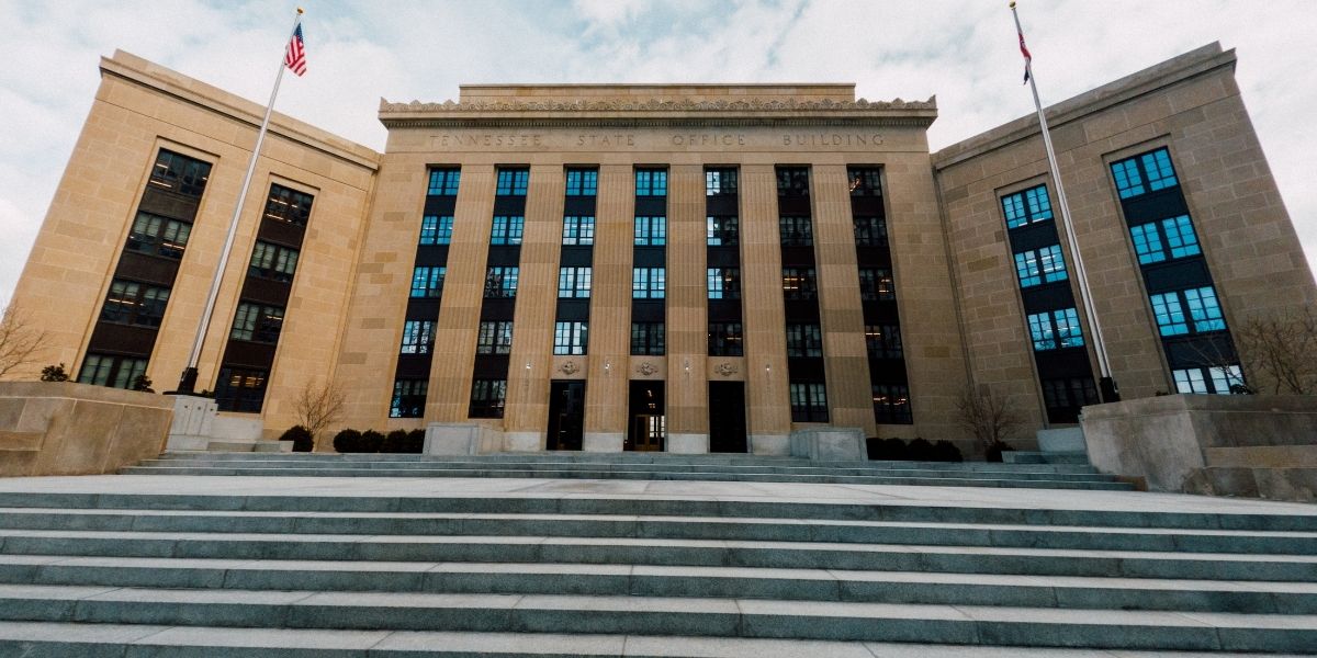 ブライアン・アームストロング氏、DOGEの新たな分野における経済的チャンスを強調