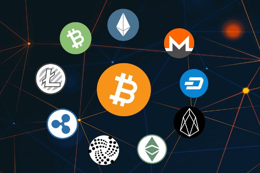 比特幣優勢滑倒，Dogecoin和XRP成為中心舞台