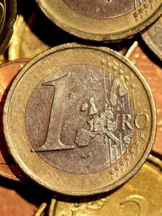 Dogecoin\s Moonshot Potential: Navigating the Hype, Elon Factor, and Exit Liquidity