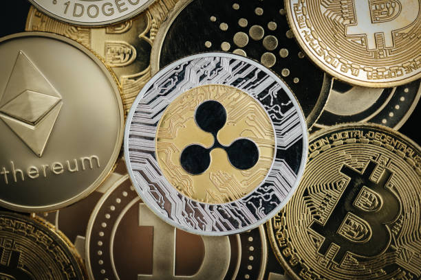 XRP、DogeCoin、およびSolana：トレンドと将来の見通しの分析