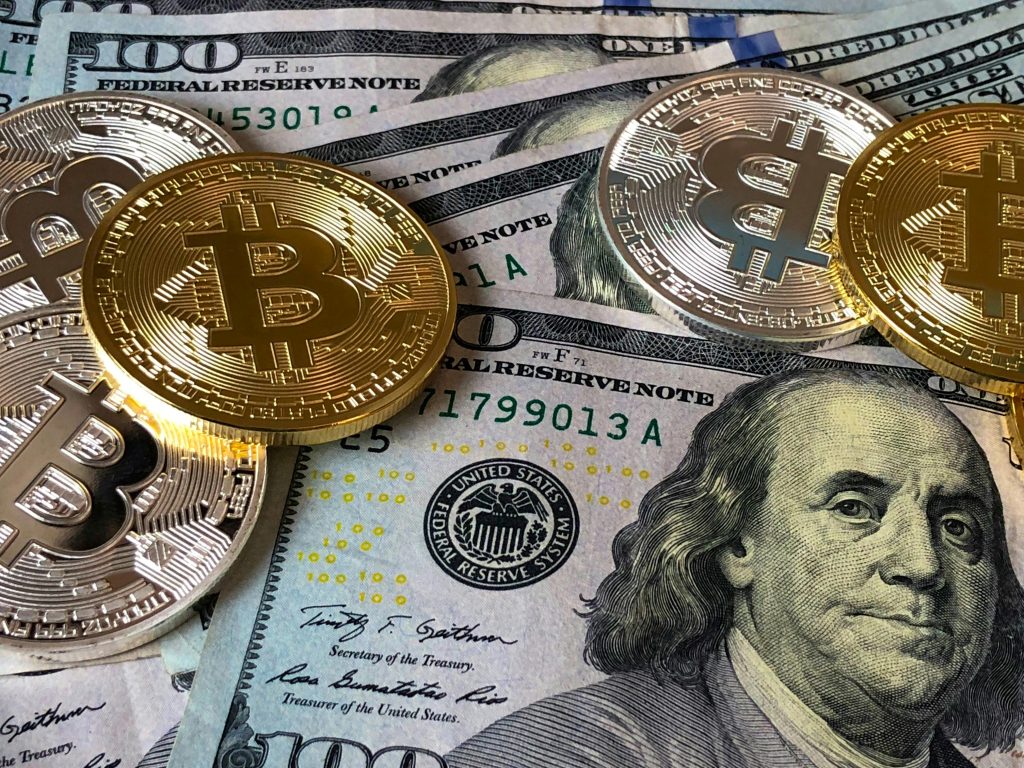 Dogecoin：骑模因波还是面对市场的消灭？价格趋势和分析的影响