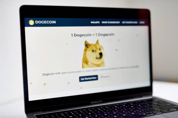 Dogecoinのオープンな関心は焦点を合わせており、この重要なメトリックはトップミームコインが得ている関心量を強調しています