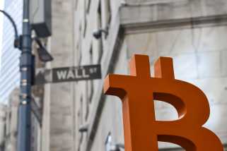 Dogecoin, S&P 500, and Bitcoin: A Wild Ride on the Crypto Coaster