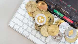 ビットコイン、イーサリアム、ボラティリティ：暗号のワイルドライドのナビゲート