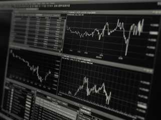 主要な暗号通貨は、月曜日にほとんど強気の勢いを示しませんでした