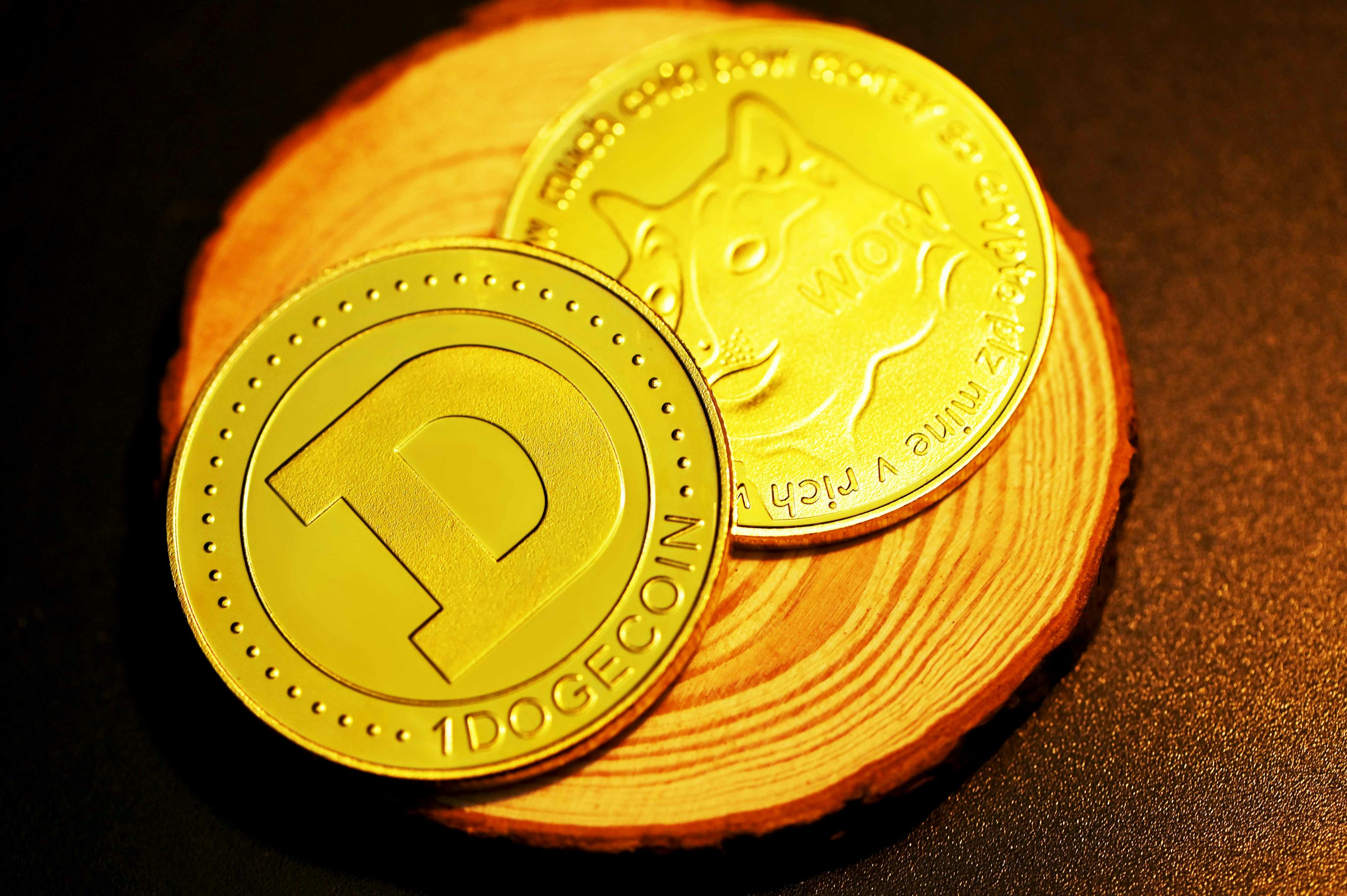 Dogecoinの価格は、抵抗の傾向を壊した心理的な1レベルを超えるブレイクアウトを目撃するように見えます