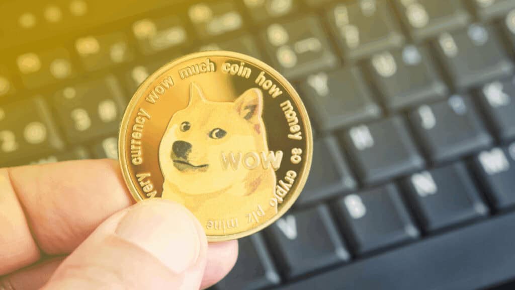 "Trotz des Marktverkaufs verteidigt DogEcoin (DOGE) seinen wichtigsten Support-Niveau nachdrücklich."